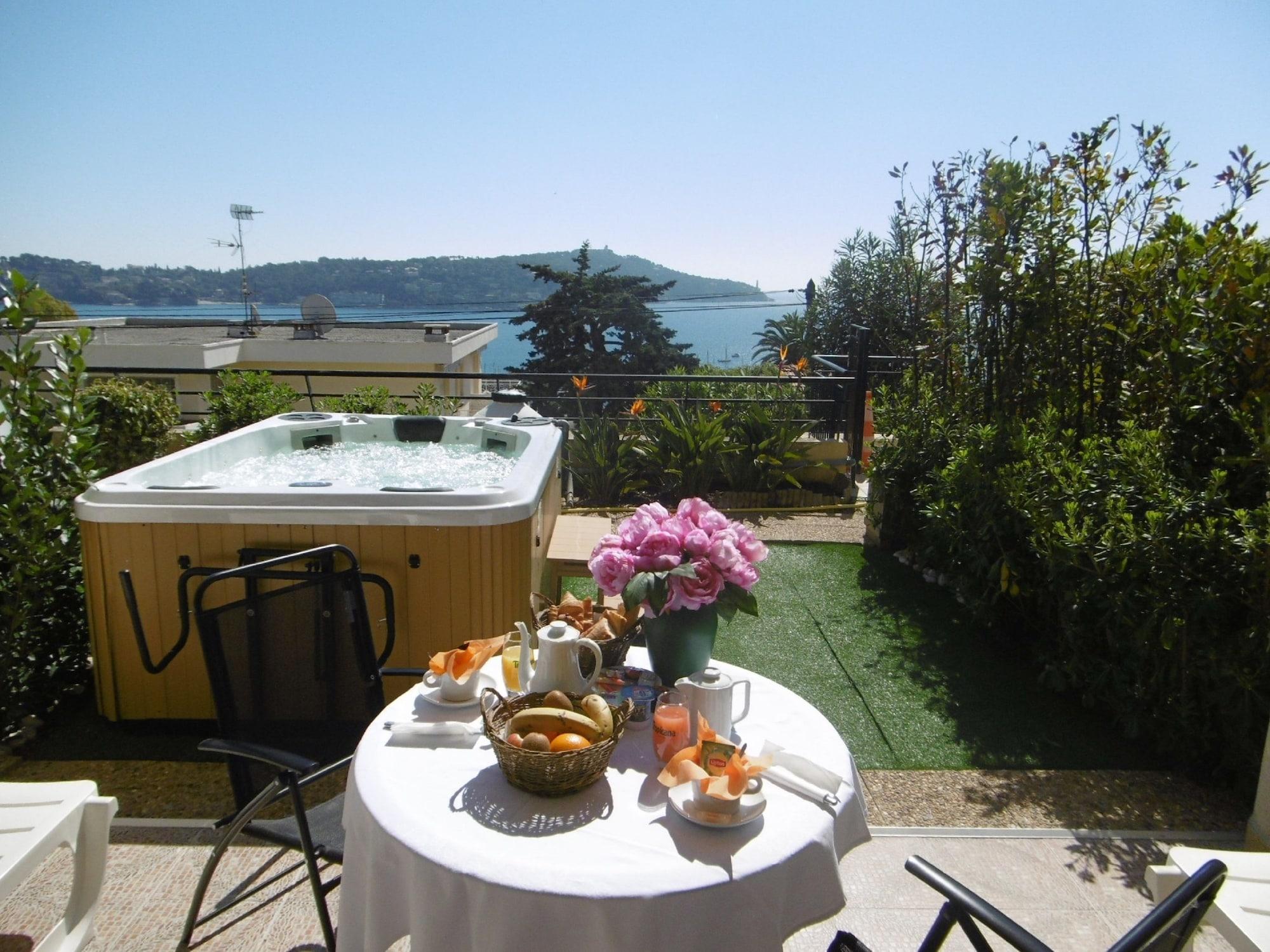 Hotel La Flore Вилафранк-сюр-Мер Екстериор снимка