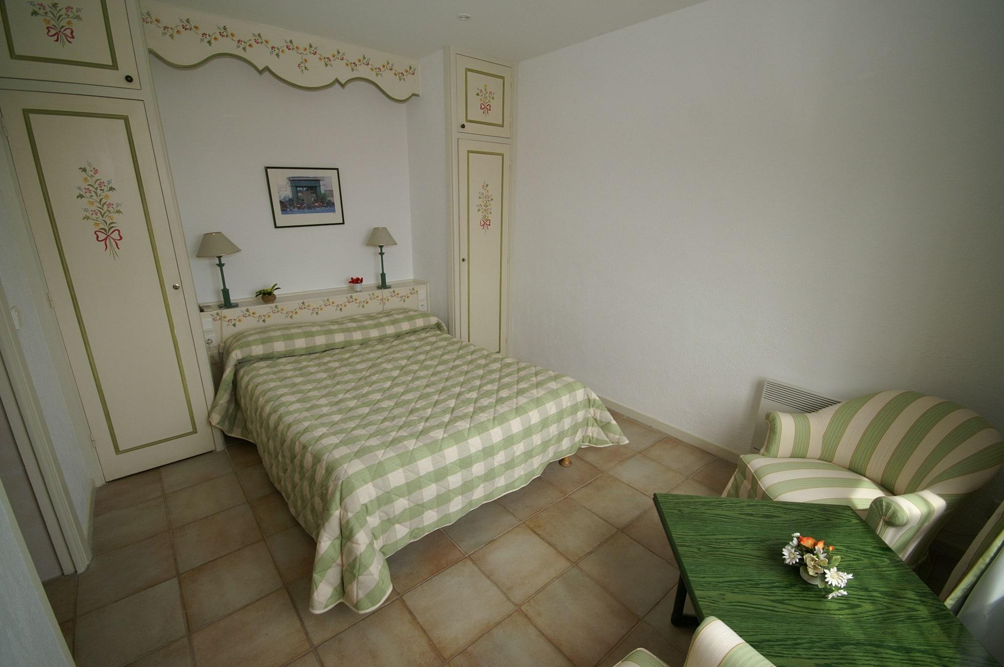 Hotel La Flore Вилафранк-сюр-Мер Екстериор снимка